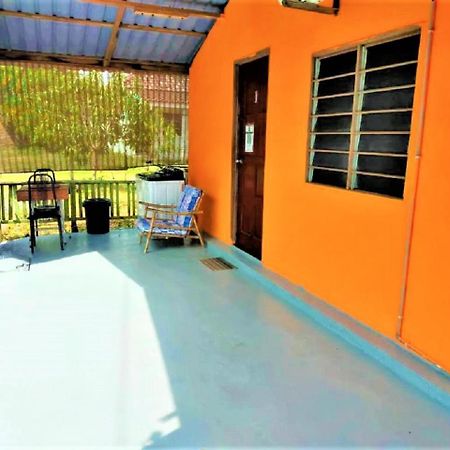 Roomstay Shahid Hou'Ze Kangar Exterior foto